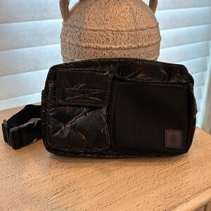 Free People Movement Crossbody bag black